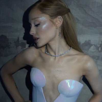 cupcakedirt's profile picture. edtwt / shtwt diary .ᐟ.ᐟ