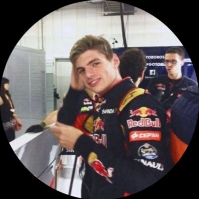 maxeve33's profile picture. 