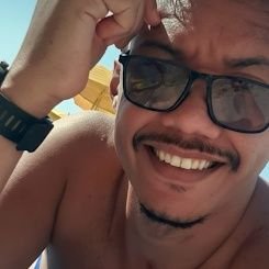 Bversatilrjcg's profile picture. Carioca que gosta de uma praia, fazer amigos e ama uma sacanagem 😈

🌴 🏖 🩳 🩲 
Carioca (Uma mistura diferente) 
Farmacêutico 
Òmó órìśśà ⚡️🌈

#prepOn