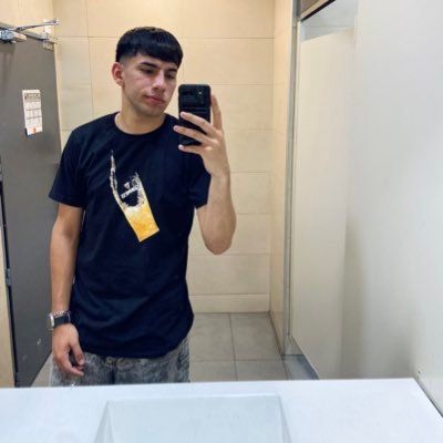 lucasrapein's profile picture. si,tengo cara de orto y?