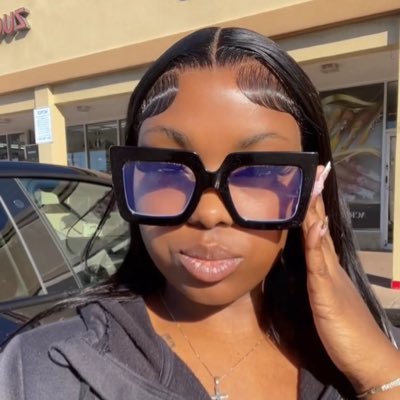 Xxbabyjoyy's profile picture. -Prettier in person ✨|| #HereWeGo || weed🍃smoker