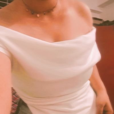 virushkaholic2's profile picture. crying, screaming and romanticizing life
she/herl 19| med student