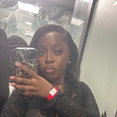 anishakayyy's profile picture. think 3 times before dming me. Instagram: anishakayx