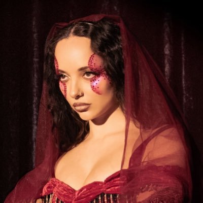 magicalglinda's profile picture. here for wicked, Ariana grande, Taylor swift and pop culture✨ i stand with kesha🩷