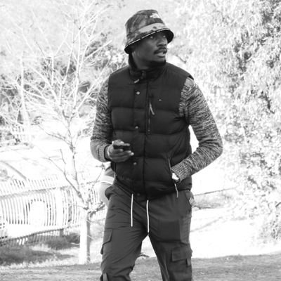 bruhthepanda's profile picture. accounting | writer