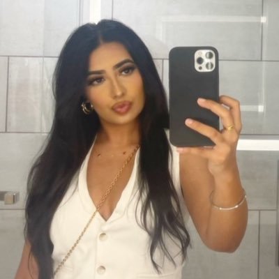 jassmeaniee's profile picture. blessed 🖤