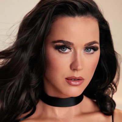 katycat_korea's profile picture. the only and longest-running local fanpage since 2016 | multistan | please comment if I didn’t follow back