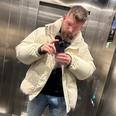 irishtradesman's profile picture. just your average 35yro Irish Tradie based in 🇮🇪