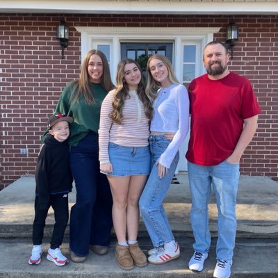 CoachBentleyMHS's profile picture. Follower of Christ. Husband to Sarah. Father to three amazing kiddos; Rylie,Harper and Brey. Head Football Coach/AD of the Mena Bearcats