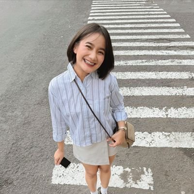 cancdles's profile picture. 