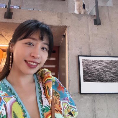 EmmaSiqi778's profile picture. Love America 🇺🇸 I'm a staunch conservative, but also liberal in some ways. I'm not much of a praying person, and I'm not really a communist.