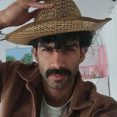 Armintory's profile picture. سکوت سرشار از ناگفته هاست