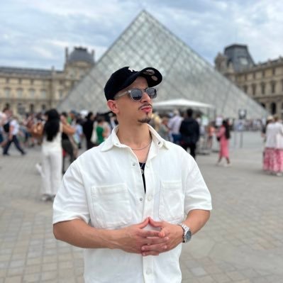 _oussel_'s profile picture. Dev & AI for better solutions