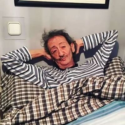 feghouli2012's profile picture. no le miro mucho para no cogerle cariño, como a tu madre 🦃 (ft. cayetano)