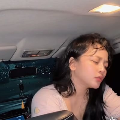 vioolext's profile picture. ba — mirabelle sonnet ⚚ a pulse spun in violet ink ; candor resting in cloudlight hush.