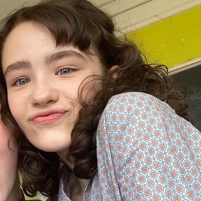 YellowEyess's profile picture. 