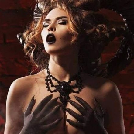 lucilasalg35768's profile picture. La decisión de un pueblo derroca a los tiranos...