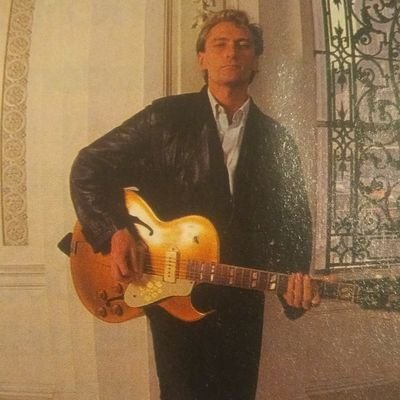 mcfcsince1894's profile picture. MaineRd'74Hampden'76Eng'83Ibrox KillingJokeSoDCultToHUKSubsDecay1919SkidsmarriedtolovelyJane36yrsRIPmamSharon,&dad akaJimmyRileyAncoatslegend!💙x