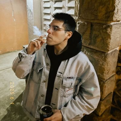 lucianojuarezn's profile picture. Sc 2001 //