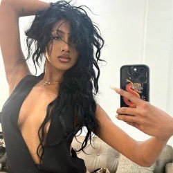 interrnetgirl's profile picture. for camila cabello, for katseye, for adela, for the bisexuals and the aliens!!!!