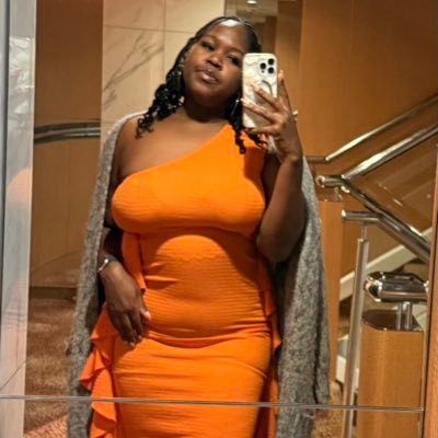 Jade Elise 💚 Profile