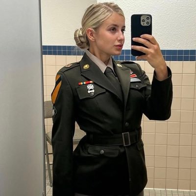 yomTyler's profile picture. 