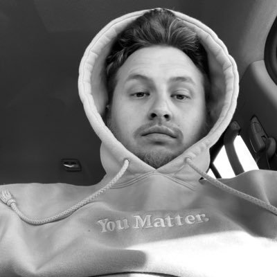 mrhorcrux_'s profile picture. taking pictures of stuff with my phone is cool.