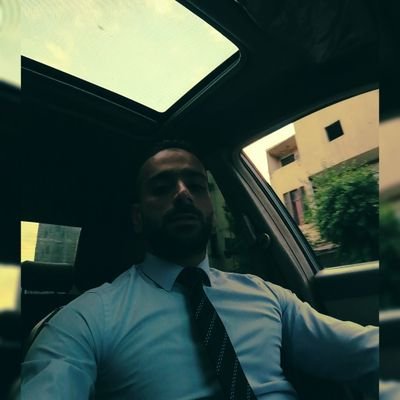 nouryousry's profile picture. هذا المغرد مريض نفسي