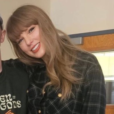 folkreputation's profile picture. my infamy loves company ❤️‍🔥 30