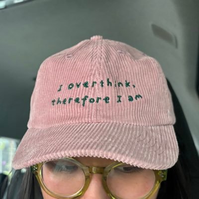 dearestoldworld's profile picture. A homely hermit crab with ever-changing idées fixes