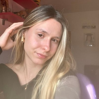 _ana121's profile picture. 🌷