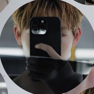 Joo_HoneyBee92's profile picture. OT7 🇦🇷