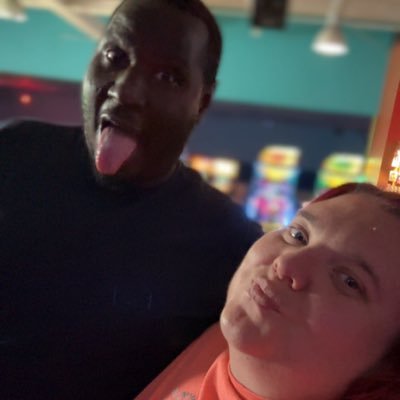 savannahakers10's profile picture. Add my snapchat savannahakers24