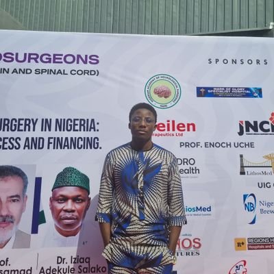 DNeMa_'s profile picture. Man U fan//Mainoo fan//Artist ✍🏾//Medical student (5/6)//Chess enthusiast.