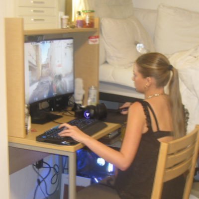 Teaganwestt's profile picture. 20  NYC📍