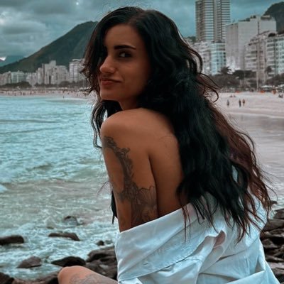 stupidwifedays's profile picture. A beleza do caos