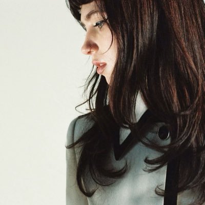 apollofficial_'s profile picture. it takes courage to enjoy it | bi | music | film.