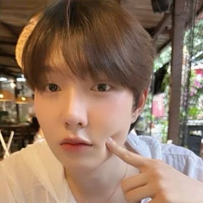 xaypasith17015's profile picture. 