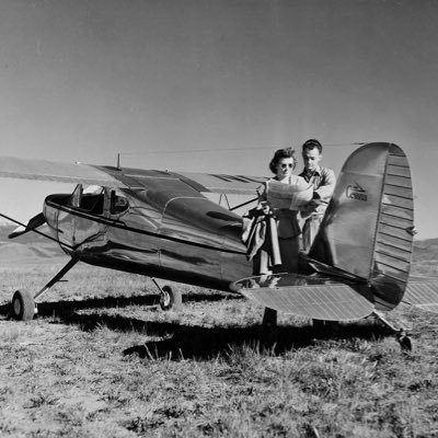 i5__e's profile picture. أذوق الحرف قبل أقرأه.