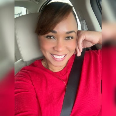 vandelchristen's profile picture. ❤️Happily Married✝️Christian 📍Florida 🇺🇸🇪🇨💃🏽  I don't stop🚫and I don't turn back🏃🏽‍♀️‍➡️