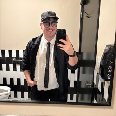 Austinray8's profile picture. Cats. Carbs. Cuddling. Instagram: austinray8