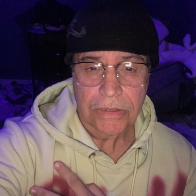 yguxto's profile picture. || designer and CREATOR