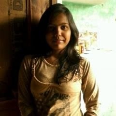 SarikaNanda9's profile picture. Short stories & motivation in Hindi-English ✨  
Ordinary woman, extraordinary dreams  
Verified Creator | 
IG: grahashobha