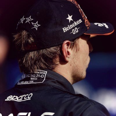 lecverst's profile picture. ⋆˙⟡