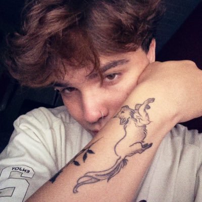 actuallyrique's profile picture. run devil run