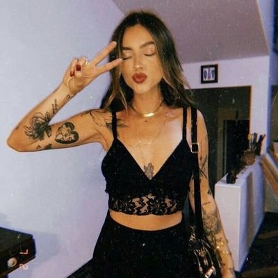 LunaresdePsique's profile picture. ✨️𝔻𝕖𝕤𝕖𝕠 𝕀𝕟𝕞𝕠𝕣𝕥𝕒𝕝✨️┊ᴀɴᴇᴄᴅᴏᴛᴀꜱ ᴄᴏɴ ʙʀɪʟʟᴏ ʏ ꜱᴀʀᴄᴀꜱᴍᴏ┊ᴅʀᴀᴍáᴛɪᴄᴀ ᴄᴜᴀɴᴅᴏ ᴍᴇ ᴄᴏɴᴠɪᴇɴᴇ, ɢʀᴀᴄɪᴏꜱᴀ ꜱɪɴ ǫᴜᴇʀᴇʀ ┊ღ┊ᴀʟᴍᴀꜱ ᴜɴɪᴅᴀꜱ┊😈💘 x 🍃🌷┊ღ┊