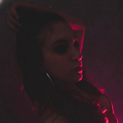 perlaperdida_'s profile picture. 222 🔮 𝓐𝓻𝓽𝓲𝓼𝓽𝓪 𝓿𝓲𝓼𝓾𝓪𝓵 🖼️🎨 ✌🏼💙

Tarostista y Vidente 🃏✨  para lecturas personalizadas al MD 📩 💕