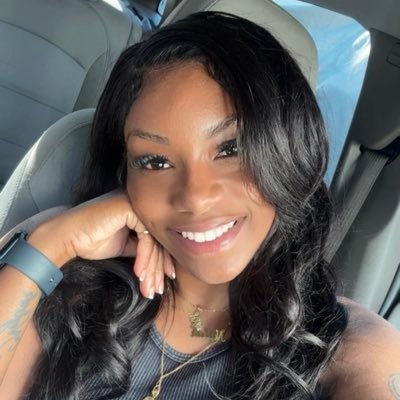 _loveelexxoxo's profile picture. 