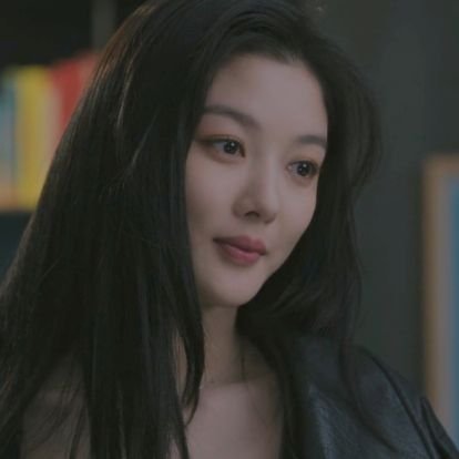 Moonchildz7's profile picture. Desculpa é que eu não sei gostar de uma coisa sem ficar completamente obcecada.
• Séries•  • Doramas•  • BTS\KPOP•  • DC\Marvel•  • Filmes•  • SCCP• 
Ela\Dela