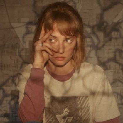 buckleysthinker's profile picture. daily posts & updates about robin buckley & maya hawke universe ♡